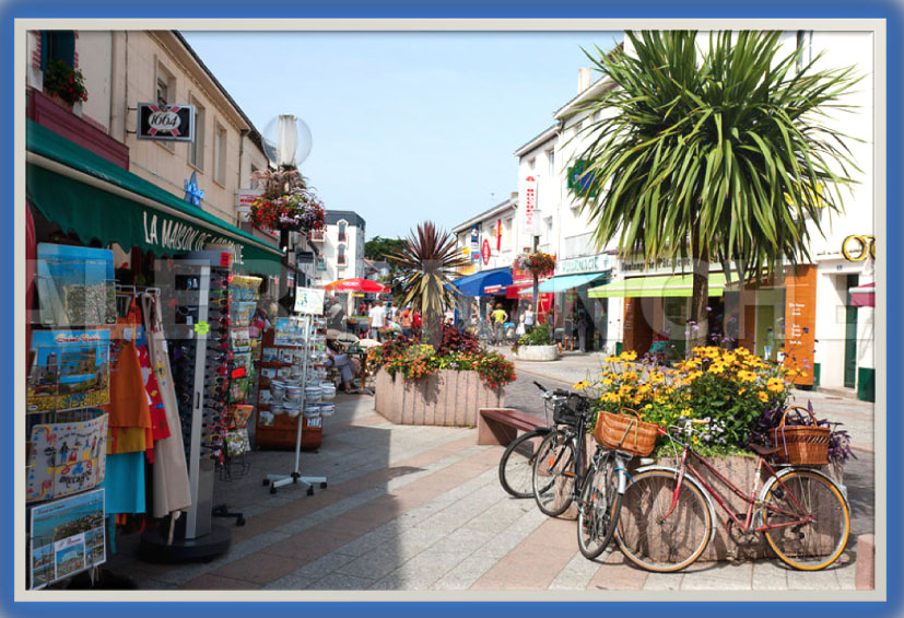 RUE COMMERCANTE SAINT BREVIN LES PINS