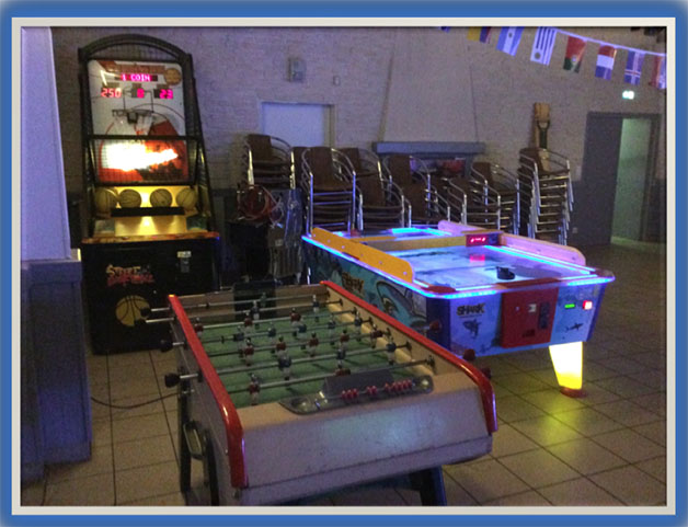 SALLE DE JEUX